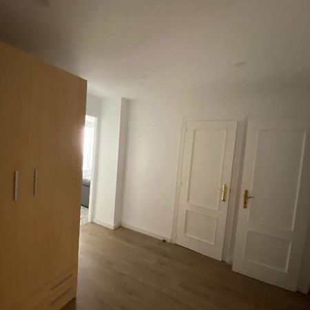 Apartamento Hermosa habitación privada en un gran sector Valencia Exterior foto
